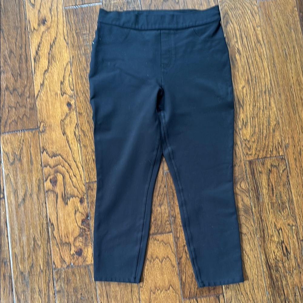 SPANX Black Ponte Ankle Cropped Pants with Elastic Waistband